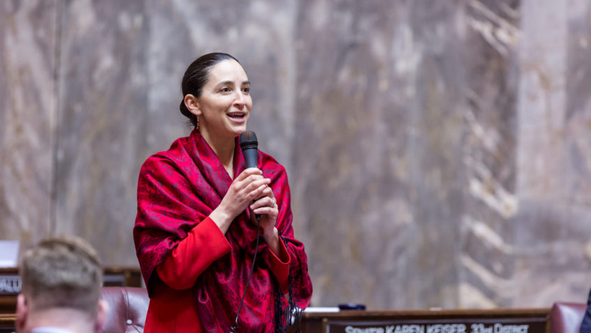 Sen. Saldaña speaks on the Senate floor