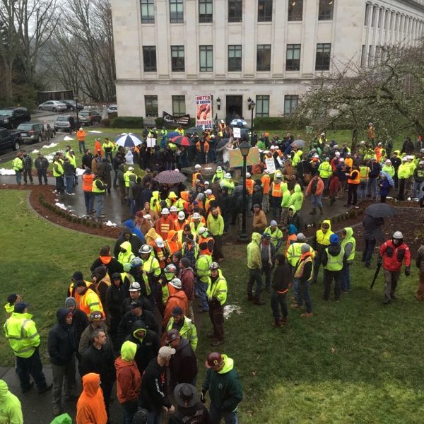 Thousands come to Olympia to oppose ‘Right to Work’ bill