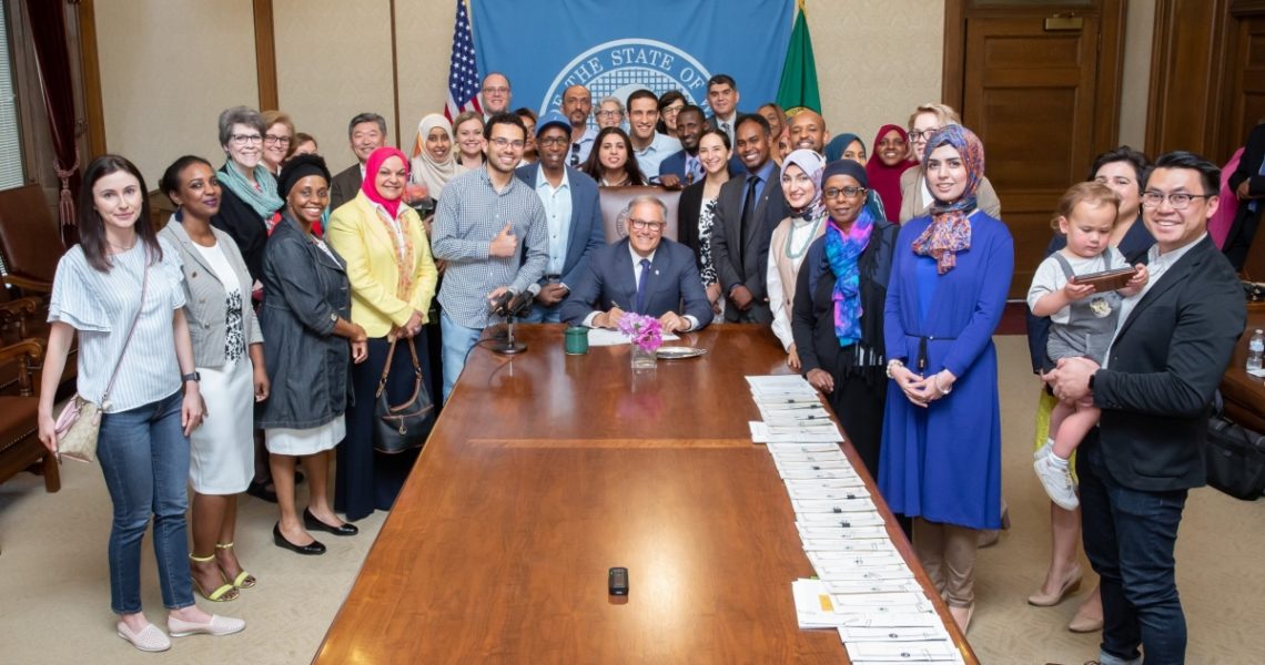 Governor signs Saldaña bill to clear barriers for international medical graduates